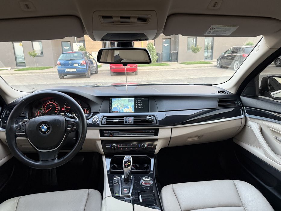 BMW 520d / F10 / Automat 8HP / Navi mare