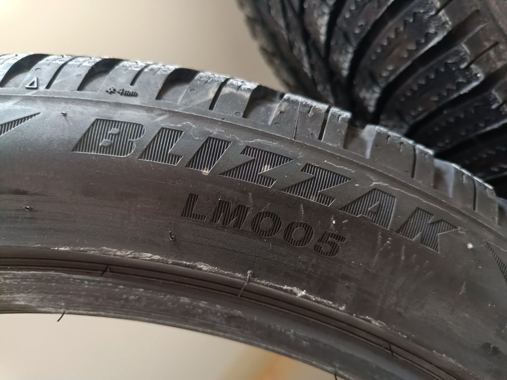 Гуми Bridgestone 265 / 40 / R20 104V