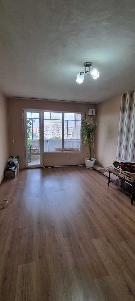 Продава се Двустаен апартамент в Разград, Абритус - 62 кв.м за 1259 €/кв.м - Снимка #19