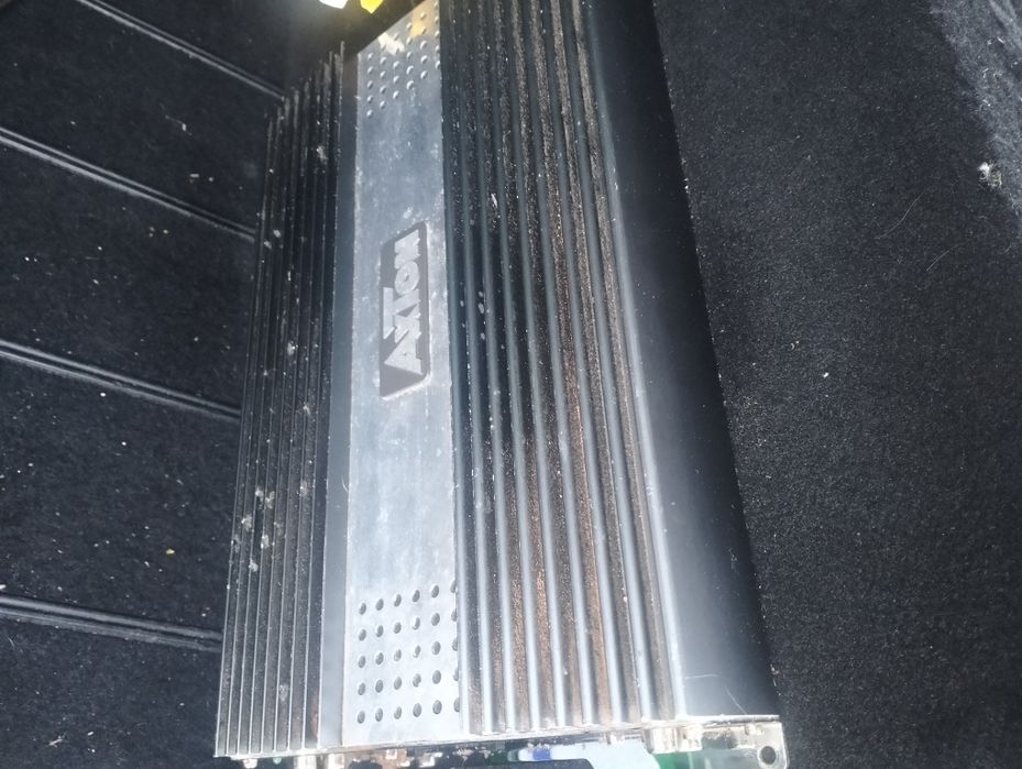 Subwoofer jbl 300w plus statie