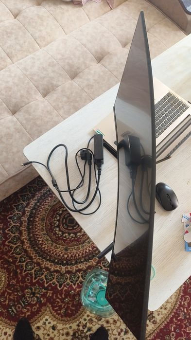 Axe Curved Manitor 27dyum