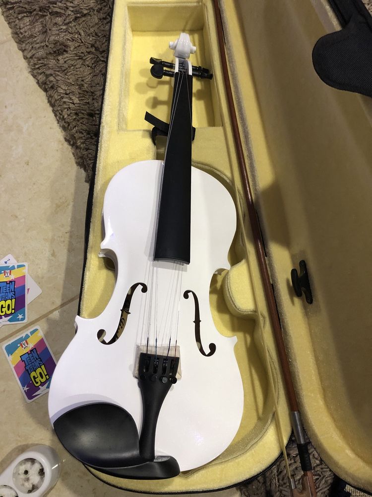 Vioara alba 4/4 Noua