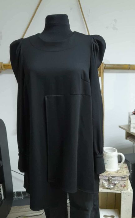 Блузи на Lucy, чисто нови