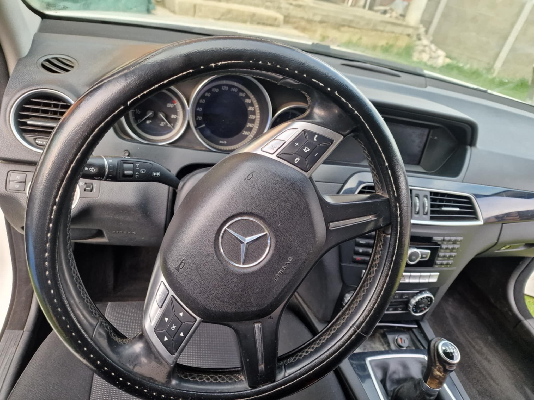Mercedes c200, 2012