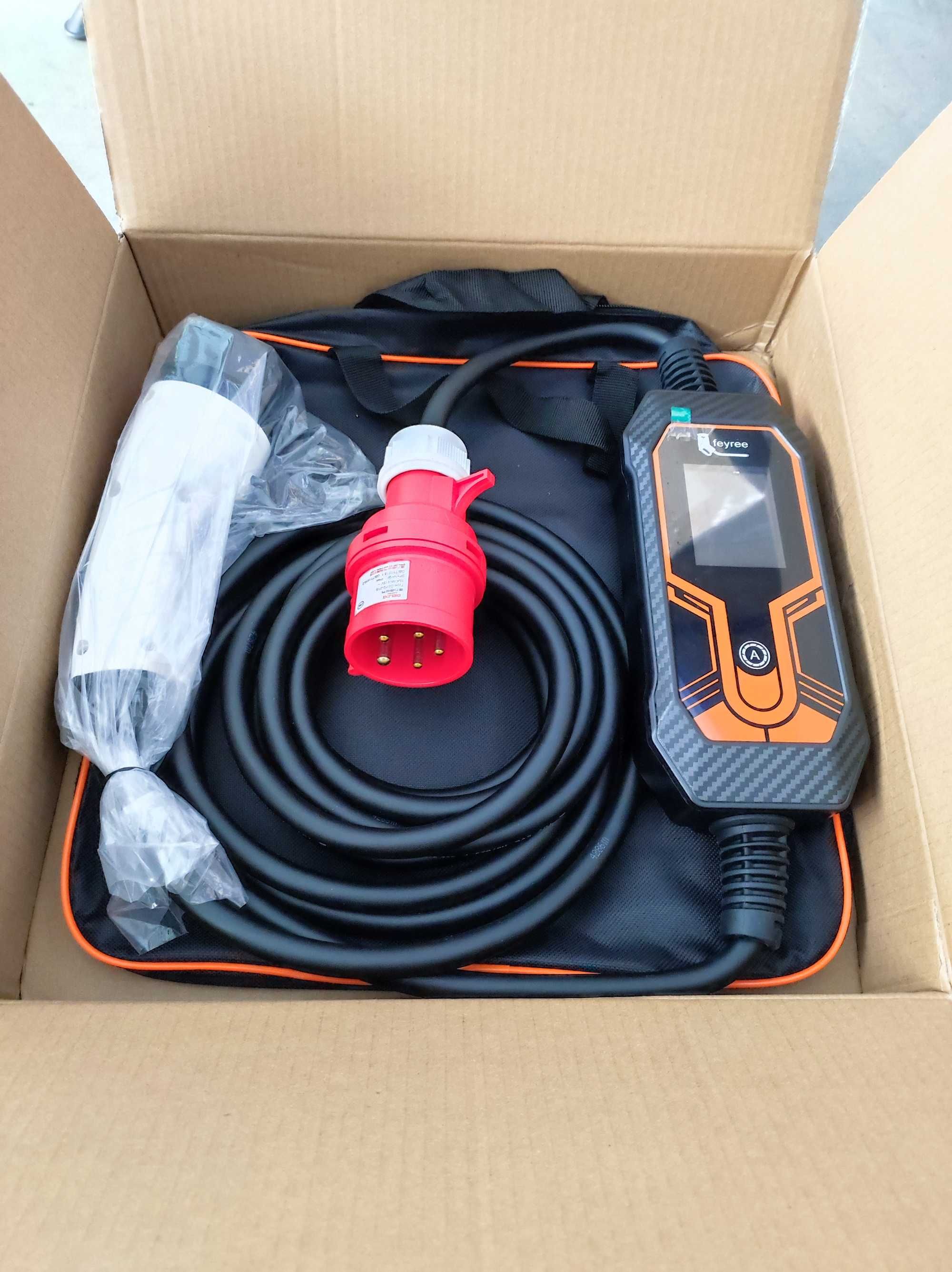 Трифазна зарядна станция за електромобили- 11 KW max