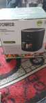 Aer Frayer cu aer cald marca tower 4 l 1500 w noua