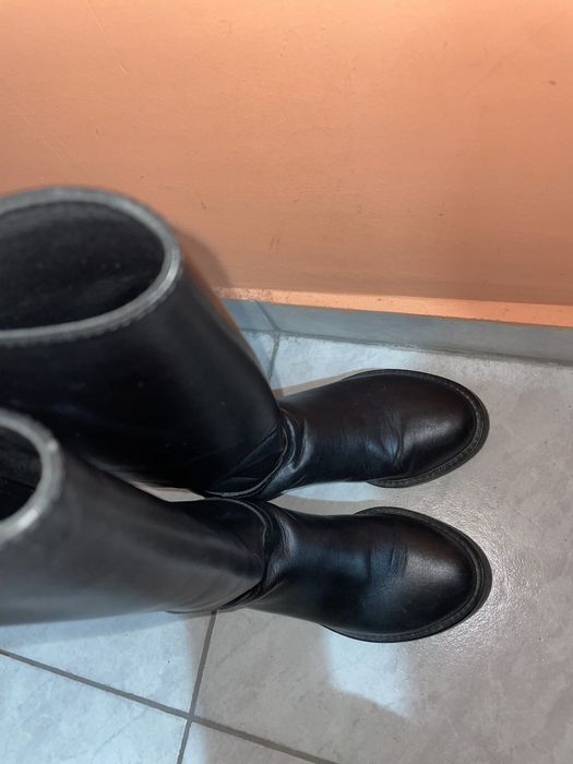 Дамски кожени ботушки