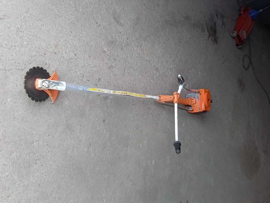 Професиоанална моторна коса Хускварна Husqvarna 165r