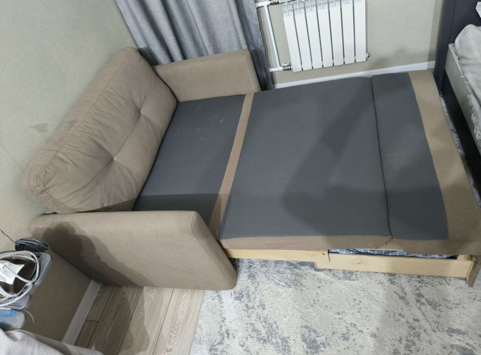 Продаю хороший диван