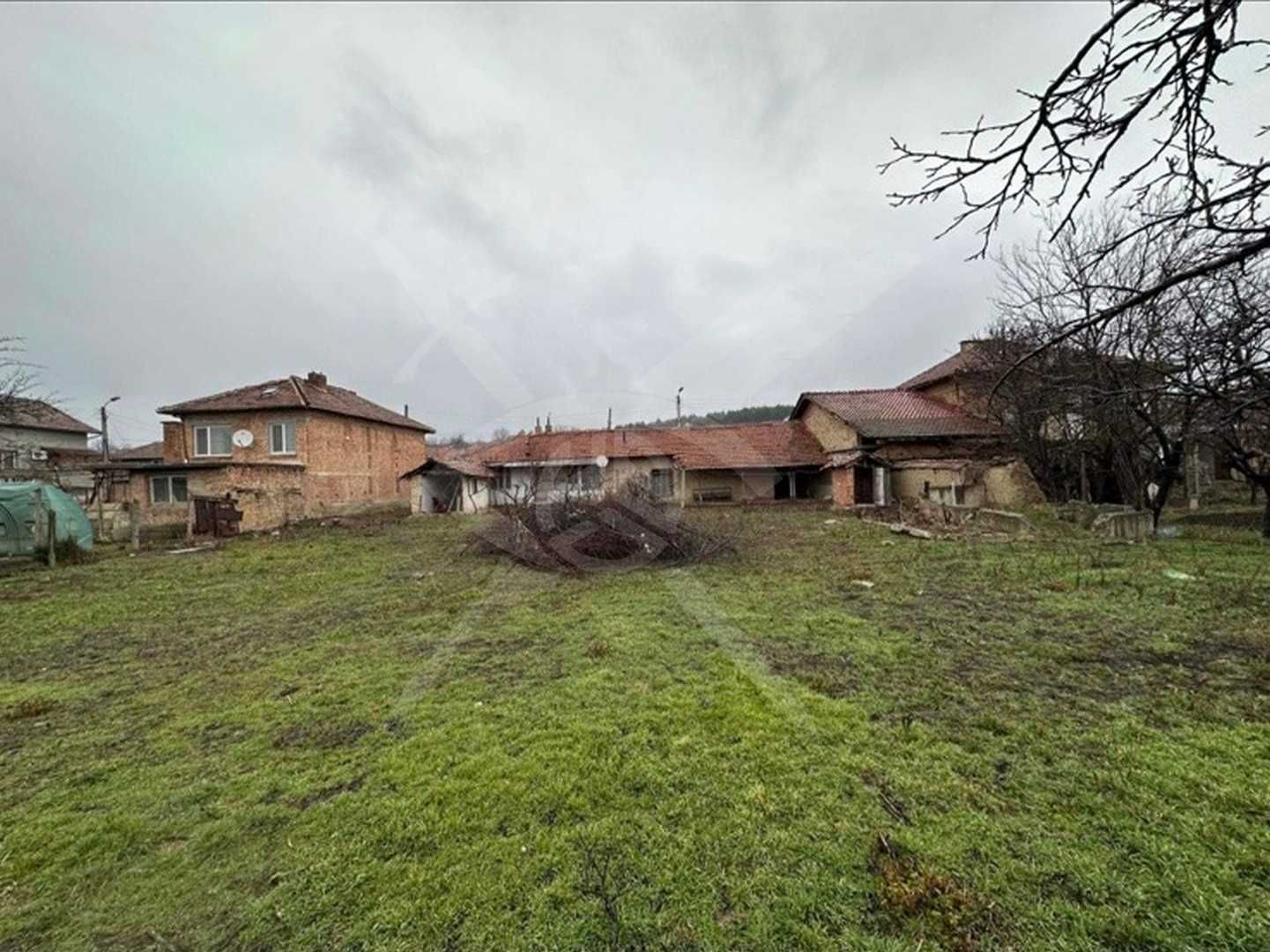 Къща в град  Дългопол - 59296