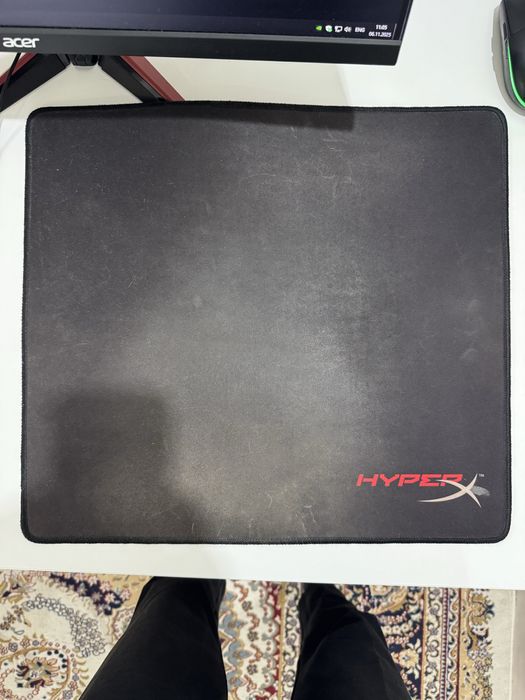 продам игровой коврик для мыши