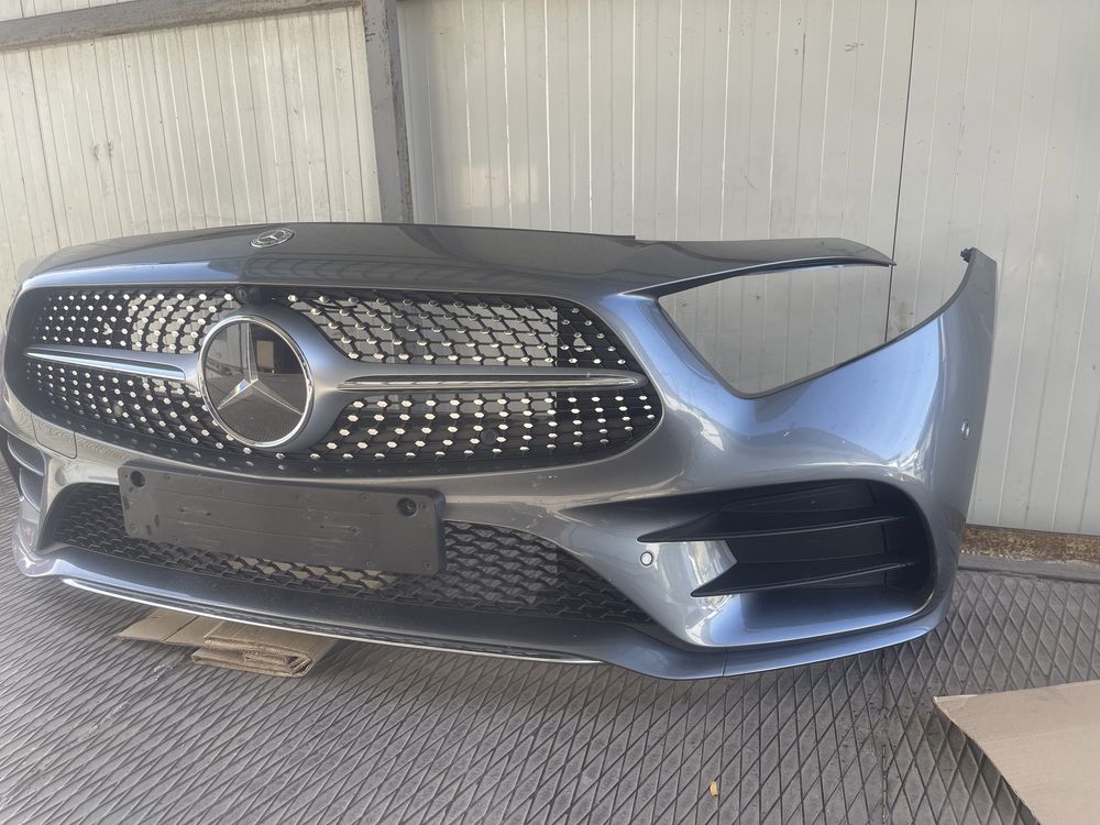 Bara fata Mercedes W257 CLS AMG completa