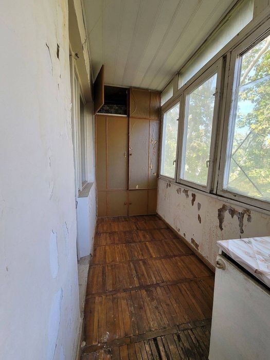 Срочно!!! Юнусабад 2кв Шахристанский 2/4/4. 54м² Зеркальный, Не торец