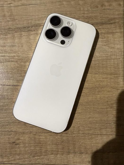 Iphone 16 pro white