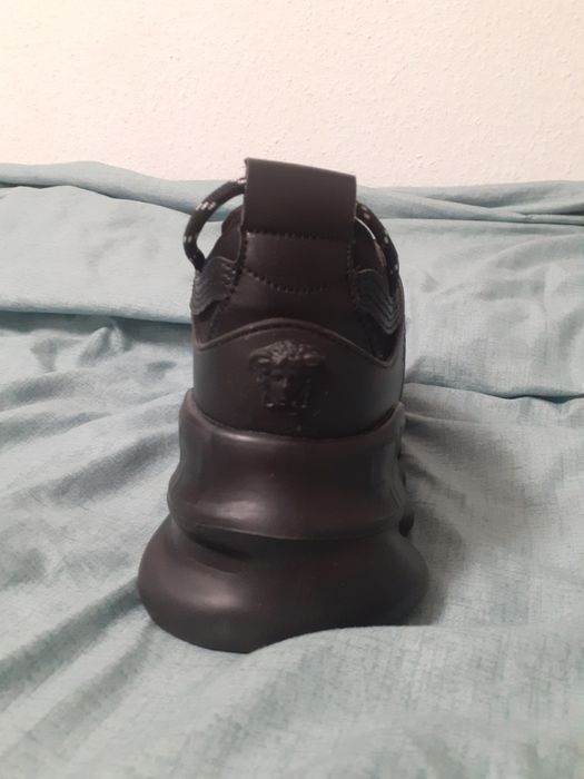 Versace chain reaction triple black