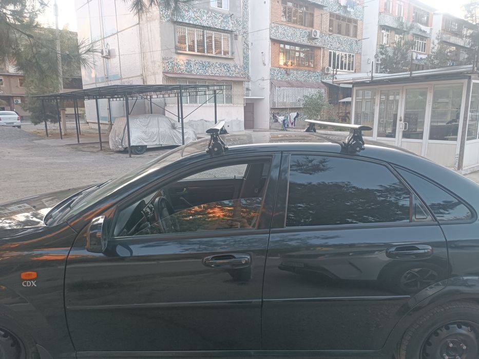 Продам багажник на крышу автомобиля