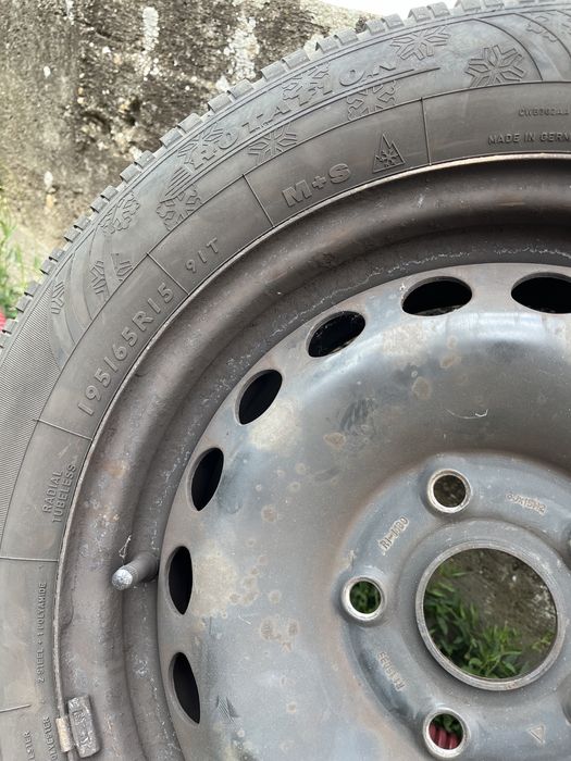 Set Roti Iarna Jante + Anvelope Dunlop Germany Hankook 195 65 R 15 91T