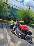 Masina de tuns iarba Honda HRH 536