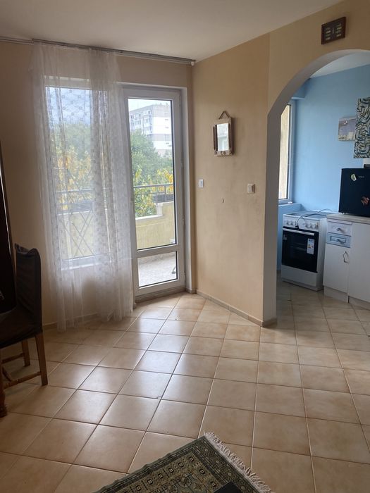 Двустаен под наем за чуждестранни студенти