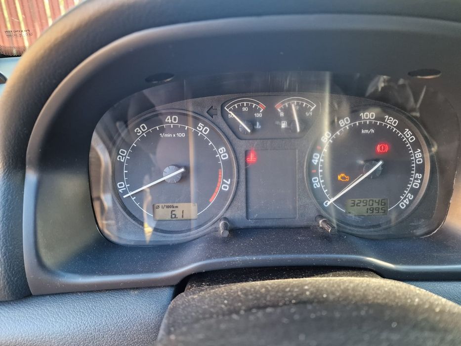 Scoda Octavia  motor 1,6 benzina plus gaz