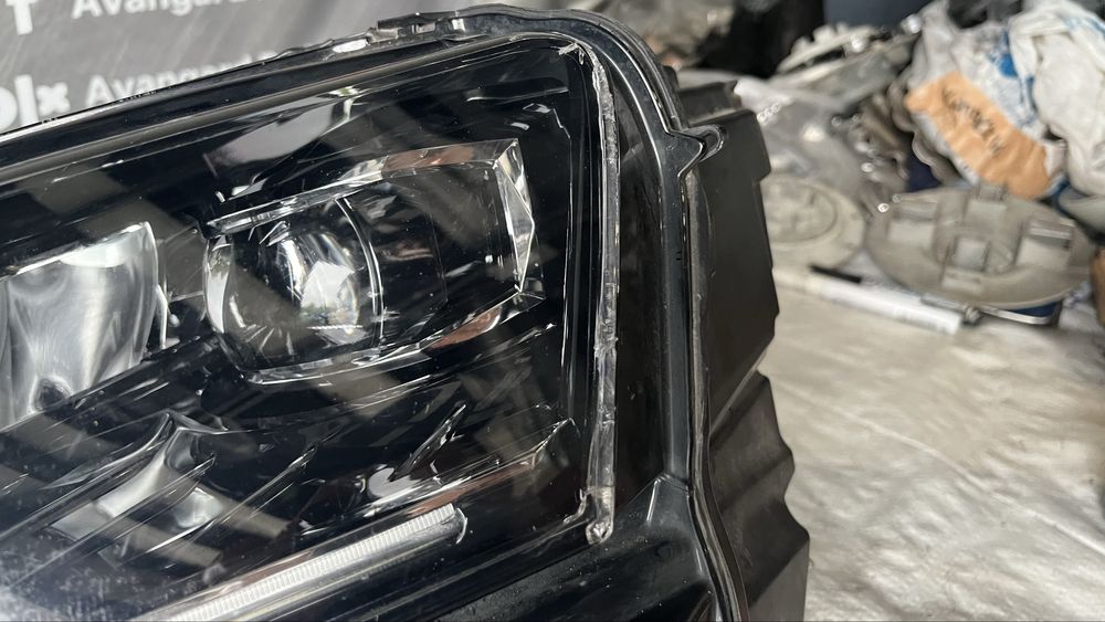 Фар Ляв и десен Skoda Karoq