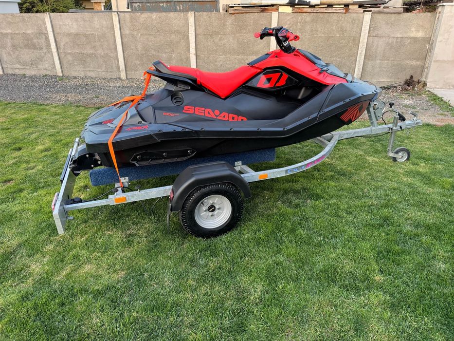 Sea-Doo Spark Trixx 2022 – Stare Impecabilă, Ca Nou