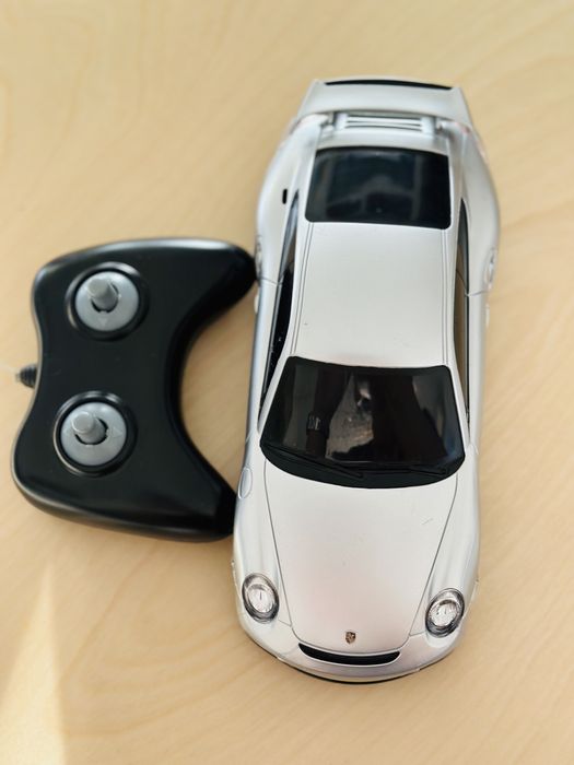 Porche 911 GT2 cu telecomanda