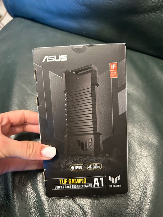 Rack extern ASUS TUF Gaming A1  SSD Enclosure NVME  M.2 SATA USB-C 3.2