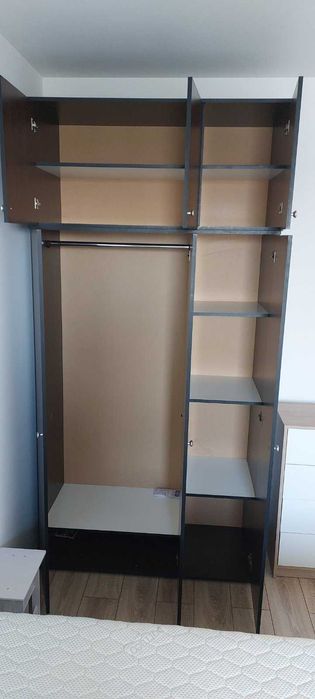 Малко използвано обзавеждане-диван, тв. шкав, гардероб