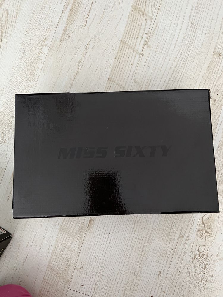 Сандали на висок ток Miss Sixty