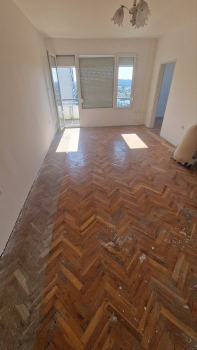 Циклене на паркет и дюшеме