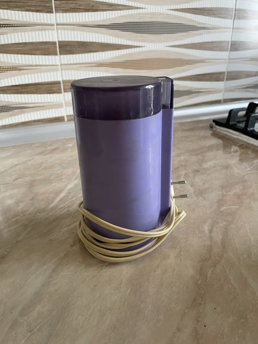 Продам соковыжемалку, нарезалки для овощей и кофемолку