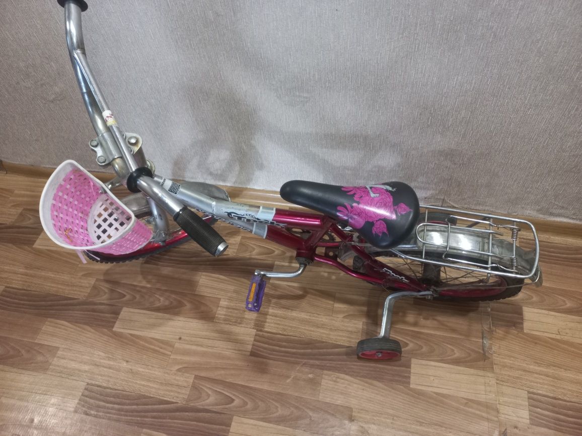 Продам велосипед  для детей  девочек