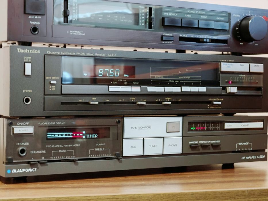 Blaupunkt A-5600. Amplif. superbe. Atenție la anunț. Prețuri fixe !