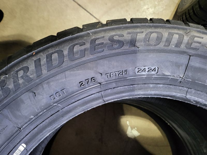 205/60/17 BRIDGESTONE 4бр