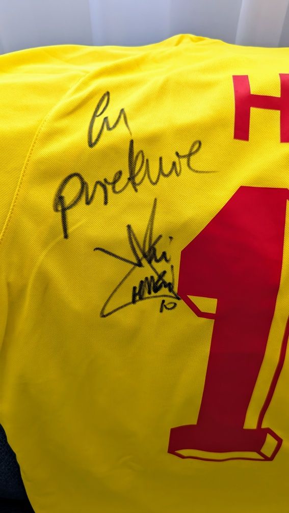 Tricou semnat Hagi