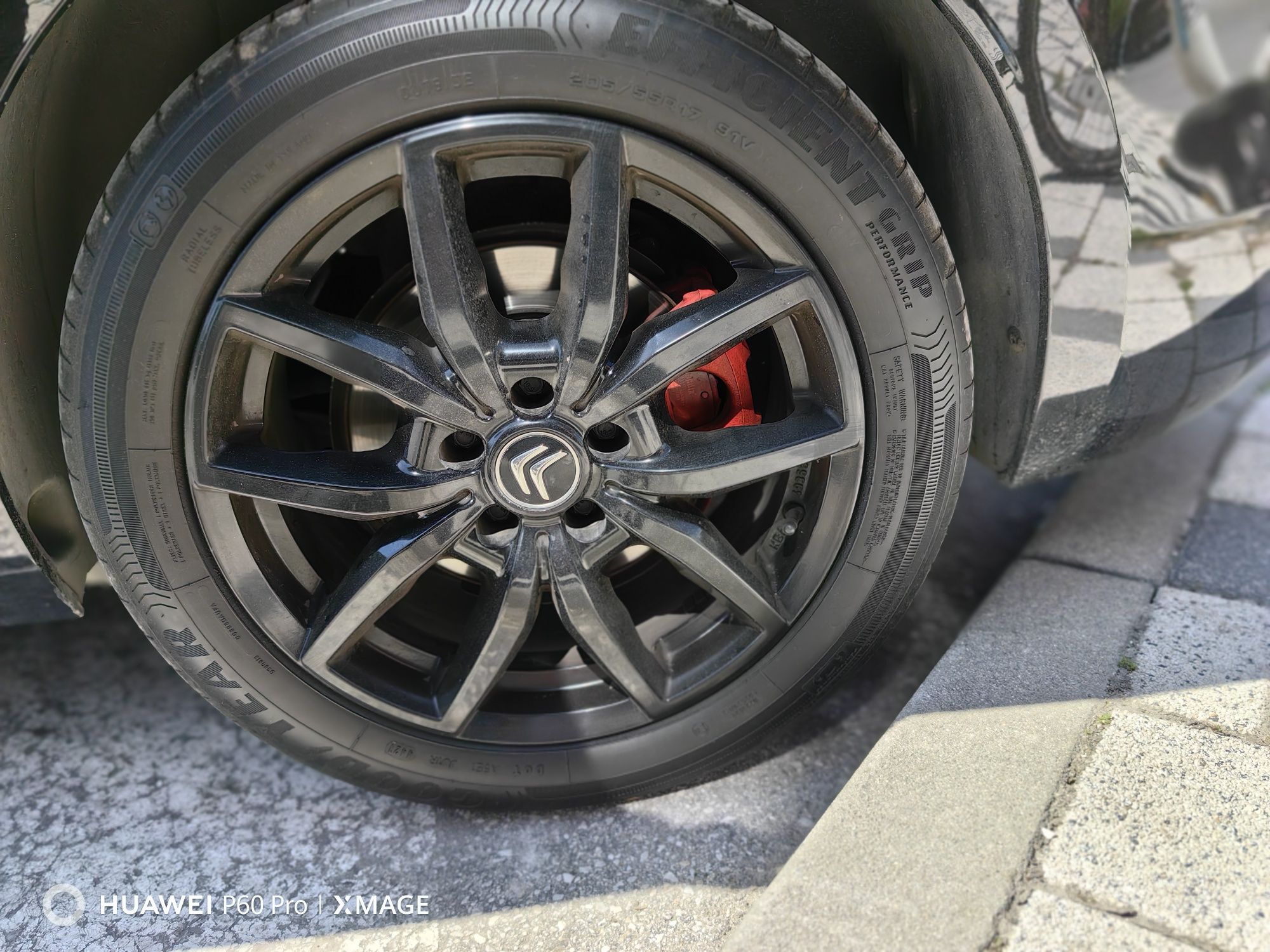 Goodyear 205 55 17 летни 4бр-200лв