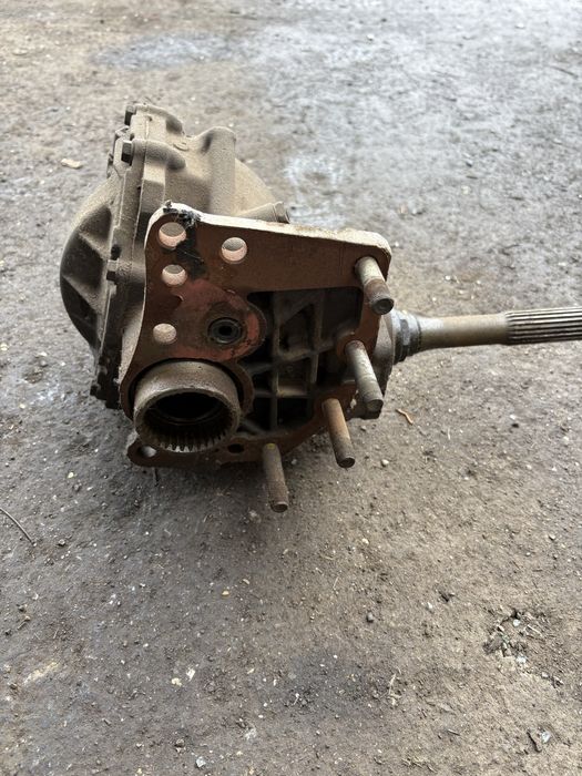 Раздатка за Toyota Rav 4 2.0i 2005 год.