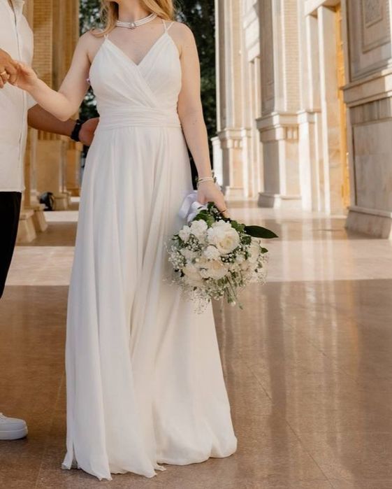 Платье свадебное размер регулируется