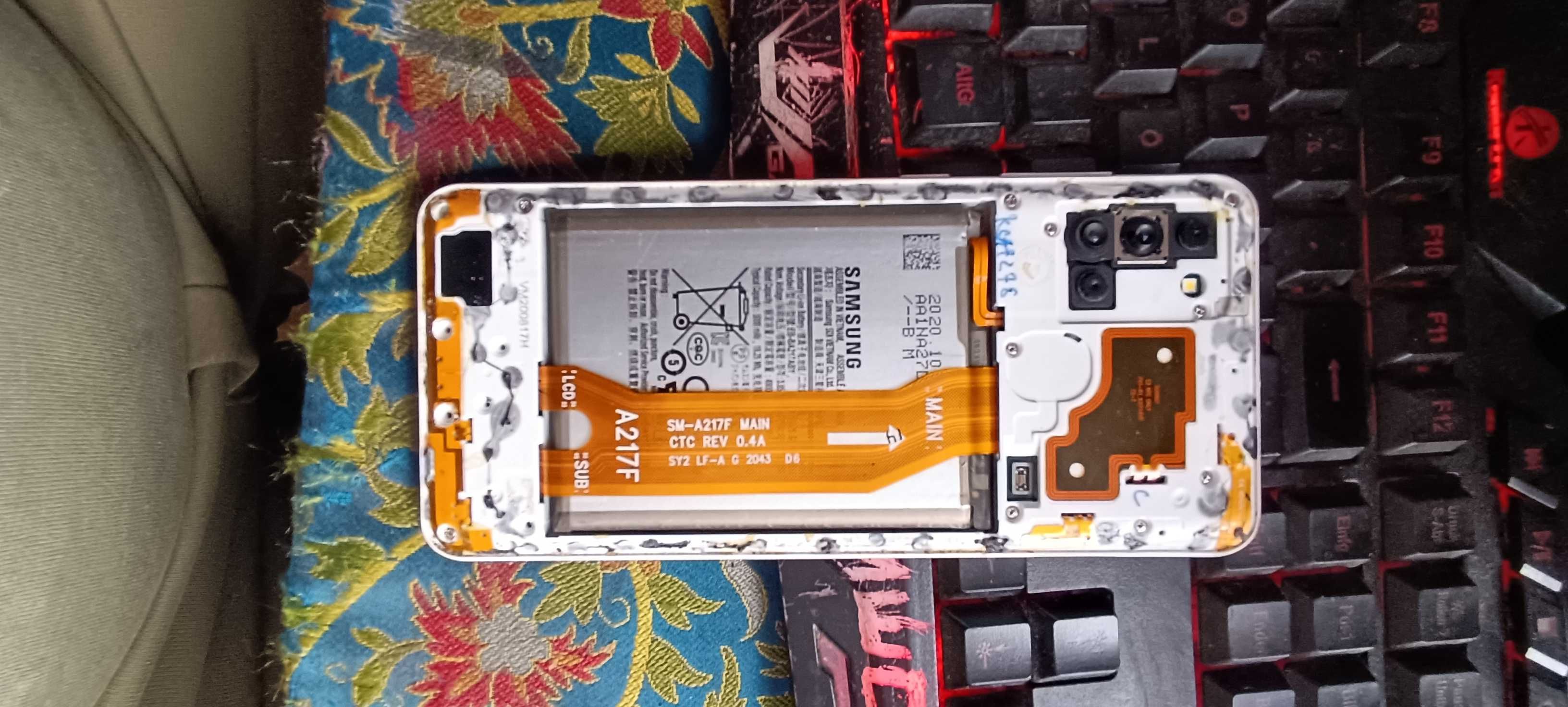 Samsung A21 .128.гб 4-6 рам