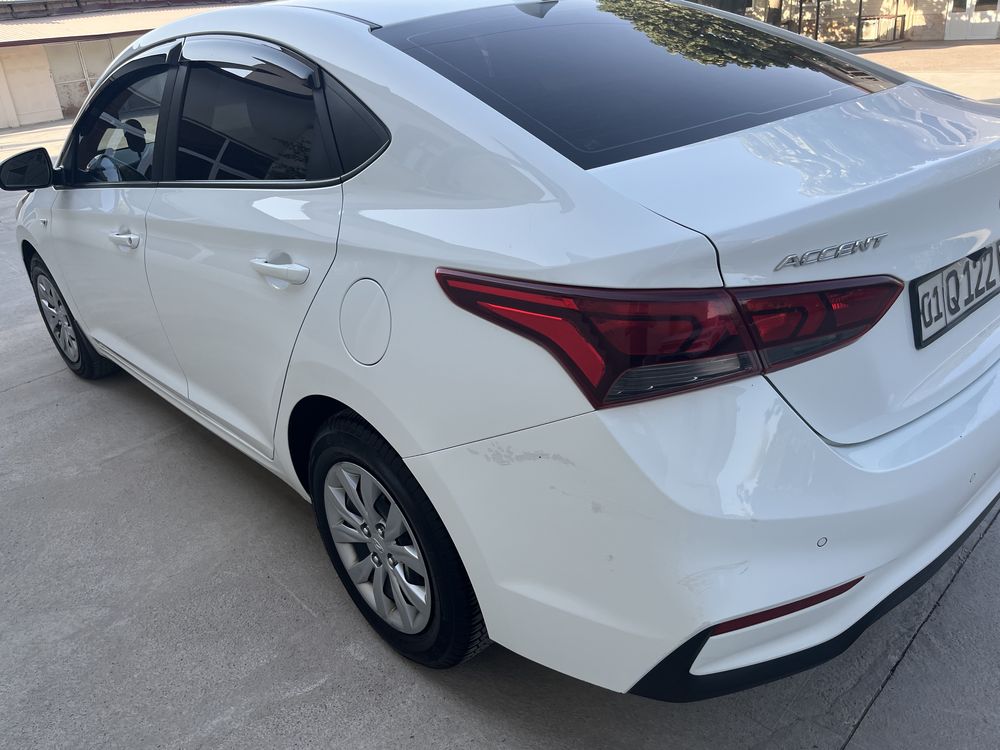 Продаю Hyunday accent 2020 белый