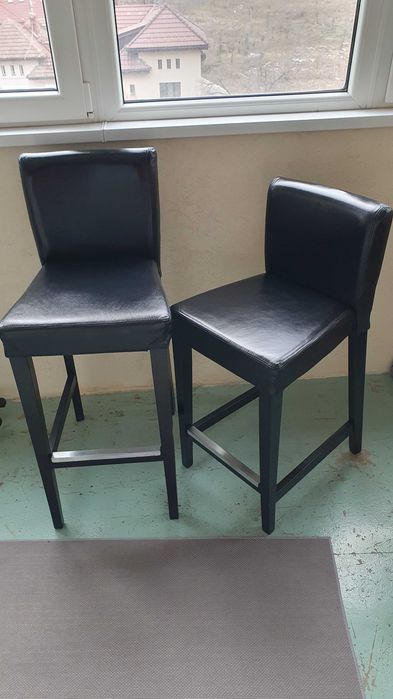 Scaune de bar cu tapițerie de piele