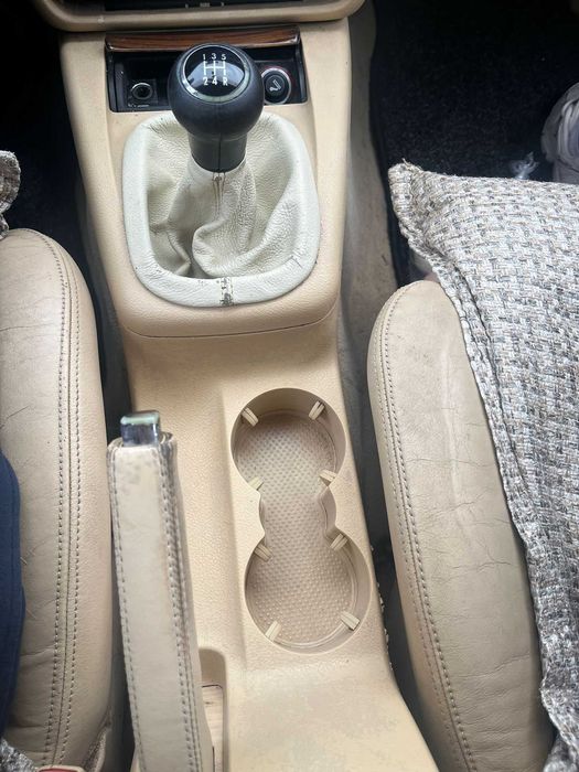 VW Passat B5.5 • 1.9 TDI • Trapă • Climatronic • 2003 • 1500€