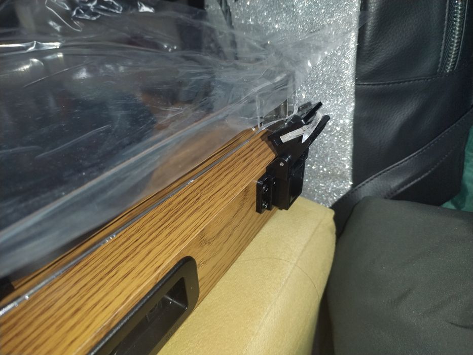 Грамофон Udreamer с 2 двойни стерео високоговорителя