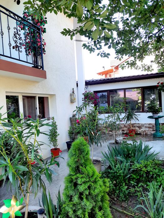 Cazare Baile Herculane Casa Adelina 3***