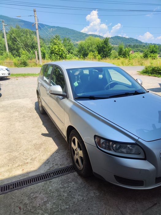 Vând Volvo V50 impecabil