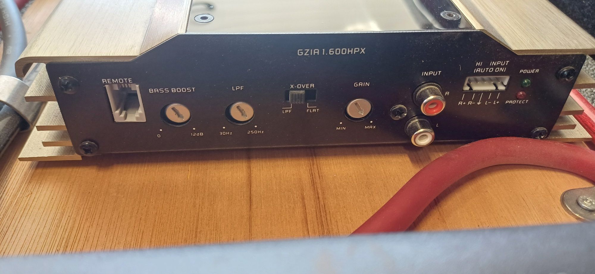 Amplificator sunet Ground Zero