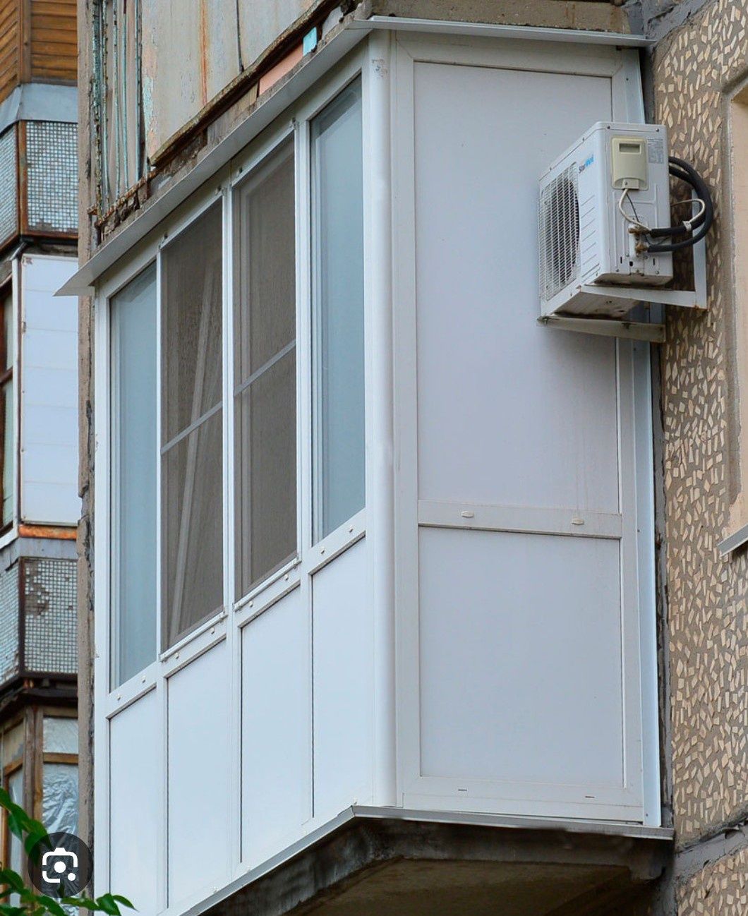 Пластиковые окна, Утепление балкона, Витражи,Двереи, Ремонт окон.