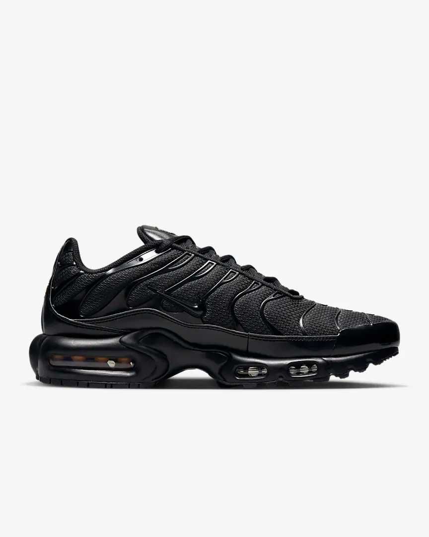 Nike TN Air Max Plus Triple Black /  Outlet