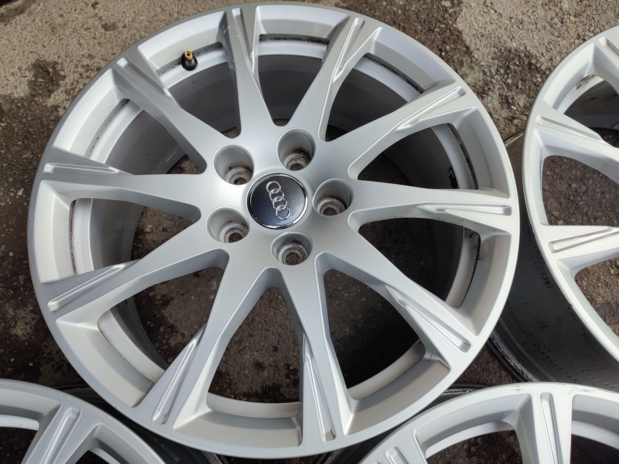 17" оригинални алуминиеви джанти за Audi A5,A6,A4./Skoda.